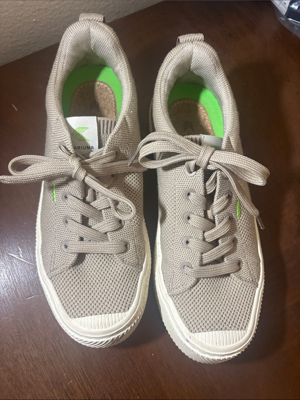 Cariuma Beige Canvas Sneakers with Green Insole
